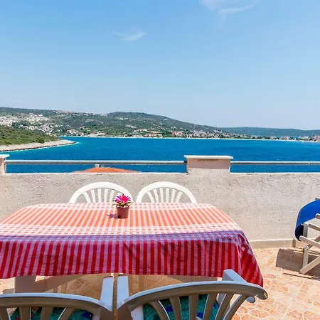 Apartment Apartments Bozo