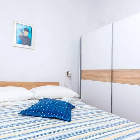 Apartments Bozo Apartment *