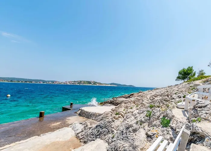 Apartments Bozo Apartman Razanj